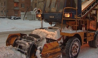 10 тысяч кубометров снега вывезли за ночь из Череповца