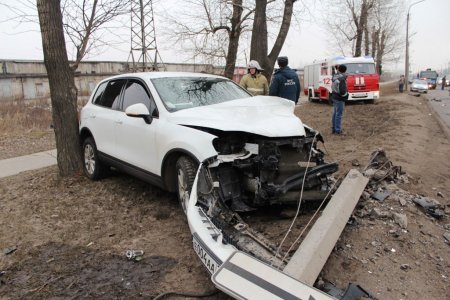 Авария на Кирилловском шоссе 28.12.2013